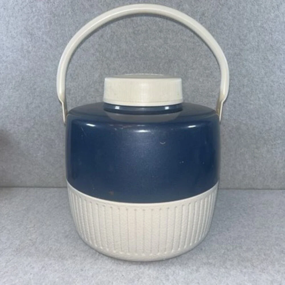 N/A vintage coleman
